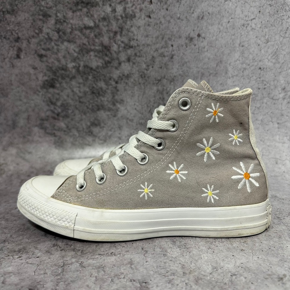 Converse Chuck Taylor All Star Womens 7 Gray Daisy Embroidered High Top Sneakers - Picture 5 of 8